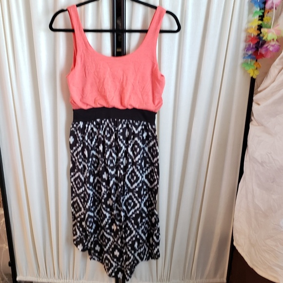 Wrangler size small coral/black & white dress. - Picture 2 of 3